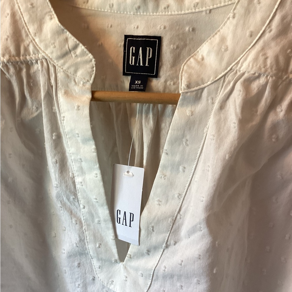 NWT Gap white cotton blouse XS embroidered split neck long sleeve band collar - Picture 7 of 11